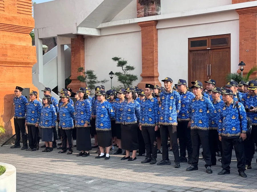 Peringati Hari Kesaktian Pancasila, UHN Sugriwa Gelar Upacara di Kampus Ratna